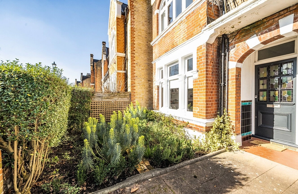 Tressillian Road, Brockley, London, SE4 - Kinleigh Folkard & Hayward