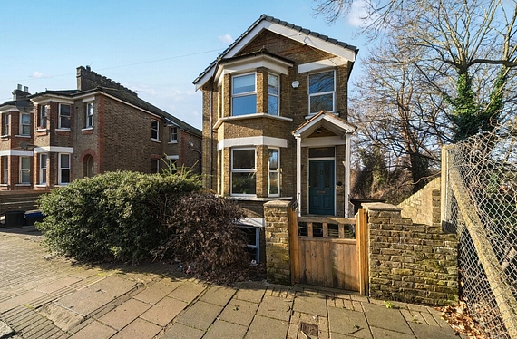 Ravensbourne Road, Bromley, BR1 - Kinleigh Folkard & Hayward