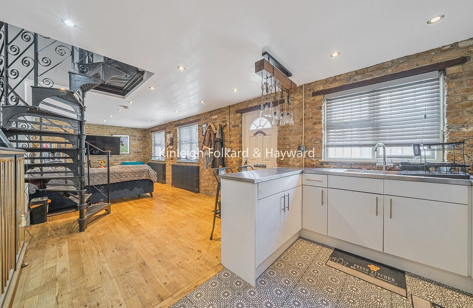 High Street, Bromley, BR1 - Kinleigh Folkard & Hayward