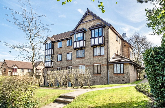 Durham Avenue, Bromley, BR2 - Kinleigh Folkard & Hayward