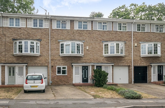 Highland Road Bromley, Bromley, BR1 - Kinleigh Folkard & Hayward