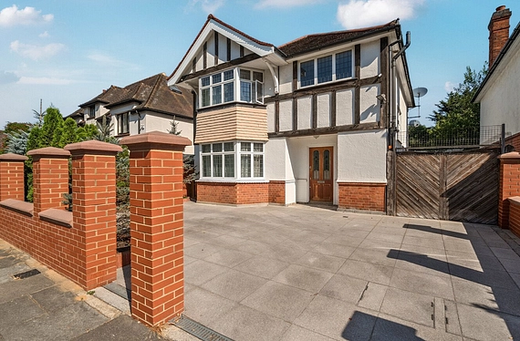 Kings Avenue, Bromley, BR1 - Kinleigh Folkard & Hayward