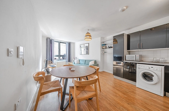 Carnegie House, London, W67JS - Kinleigh Folkard & Hayward