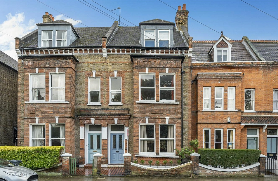 Cormont Road, Camberwell, London, SE5 - Kinleigh Folkard & Hayward