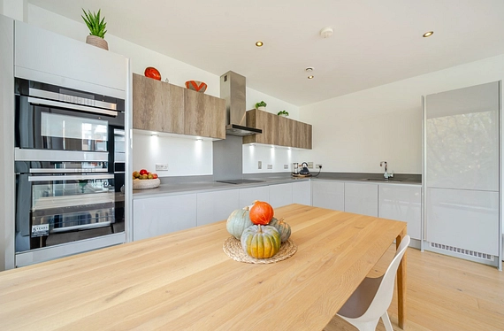 Quebec Way, London, SE16 - Kinleigh Folkard & Hayward