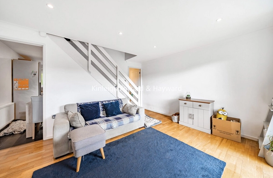 Shipwright Road, London, SE16 - Kinleigh Folkard & Hayward