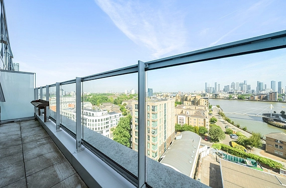 Laban Walk, London, SE8 - Kinleigh Folkard & Hayward