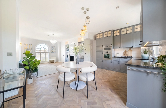 Sovereign Crescent, London, SE16 - Kinleigh Folkard & Hayward