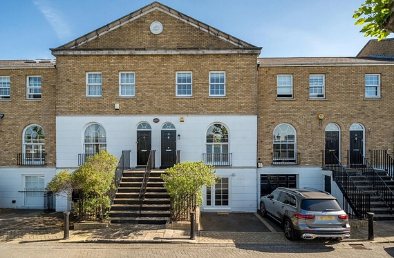 Sovereign Crescent, Rotherhithe, London, SE16 - Kinleigh Folkard & Hayward