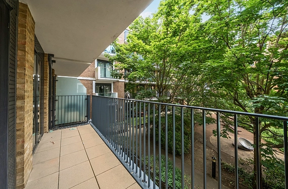 Albatross Way, London, SE16 - Kinleigh Folkard & Hayward