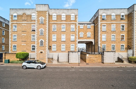Rotherhithe Street, London, SE16 - Kinleigh Folkard & Hayward