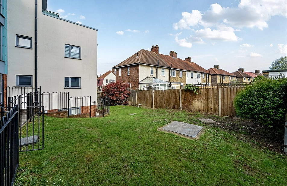 Cowdrey Mews, Lower Sydenham, London, SE6 - Kinleigh Folkard & Hayward