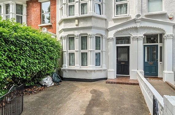 Inchmery Road, Catford, London, SE6 - Kinleigh Folkard & Hayward