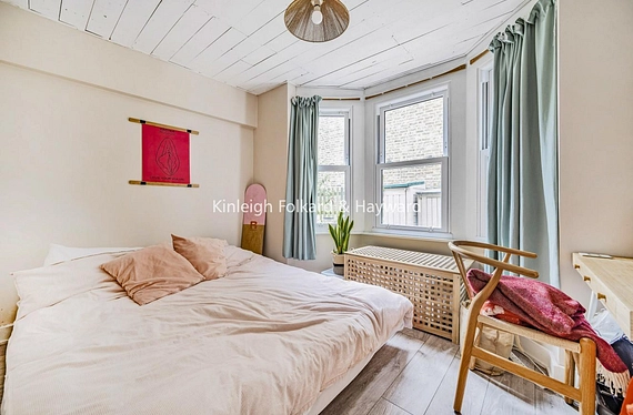 Perry Hill, Catford, London, SE6 - Kinleigh Folkard & Hayward