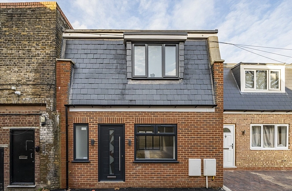 Murray Mews, Catford, London, SE6 - Kinleigh Folkard & Hayward