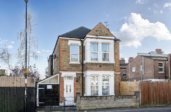 Rutland Walk, Catford, London, SE6 - Kinleigh Folkard & Hayward