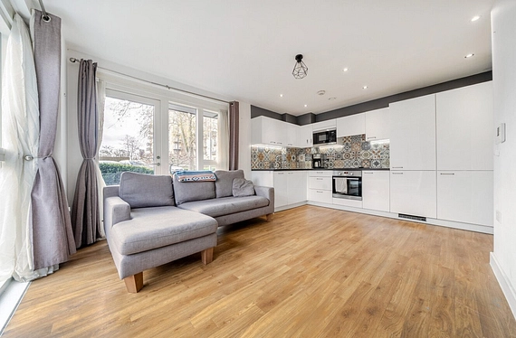 Adenmore Road, Catford, London, SE6 - Kinleigh Folkard & Hayward