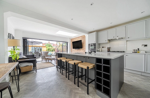 Elmstead Avenue, Chislehurst, Kent, BR7 - Kinleigh Folkard & Hayward