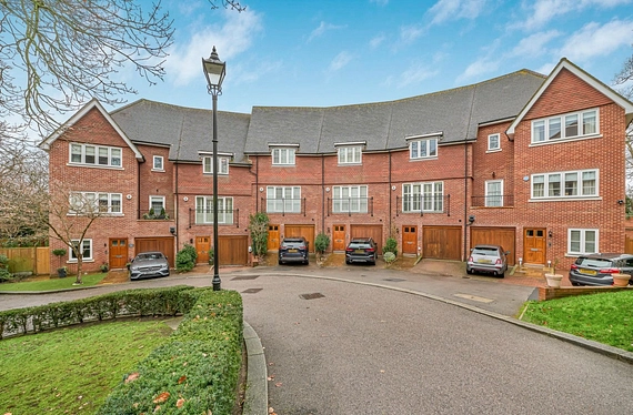 Newton Park Place, Chislehurst, Kent, BR7 - Kinleigh Folkard & Hayward