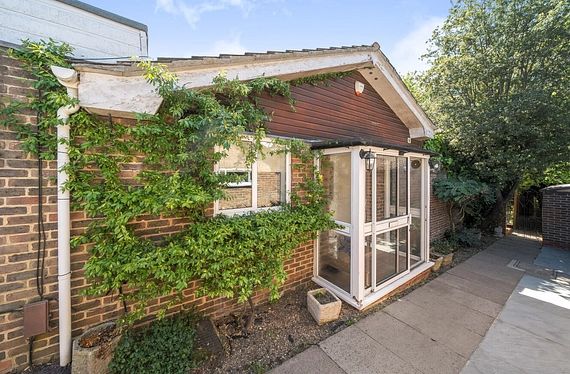 Edgeborough Way, Bromley, Kent, BR1 - Kinleigh Folkard & Hayward