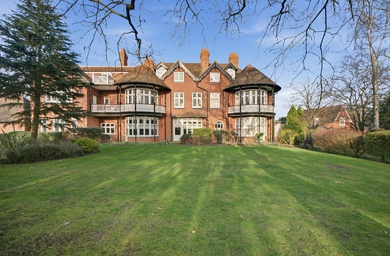 15 Newton Park Place, Chislehurst, Kent, BR7 - Kinleigh Folkard & Hayward