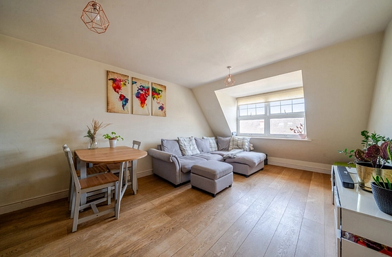 Windmill Road, Brentford, London, TW8 - Kinleigh Folkard & Hayward