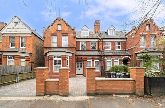 Dukes Avenue, Chiswick, London, W4 - Kinleigh Folkard & Hayward