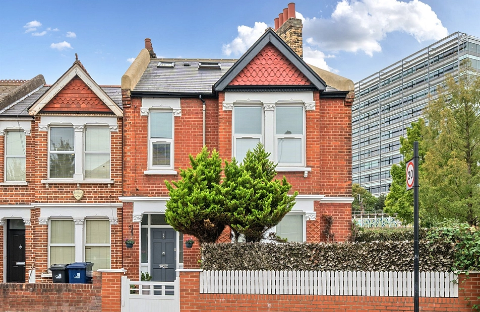 Bollo Lane, Chiswick, London, W4 - Kinleigh Folkard & Hayward