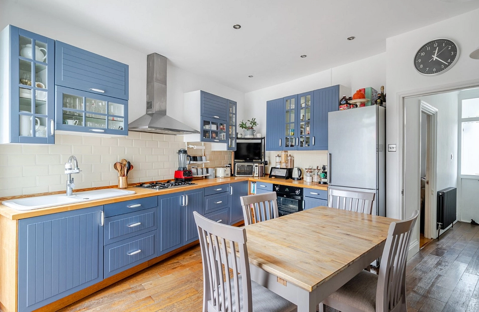 Bollo Lane, Chiswick, London, W4 - Kinleigh Folkard & Hayward