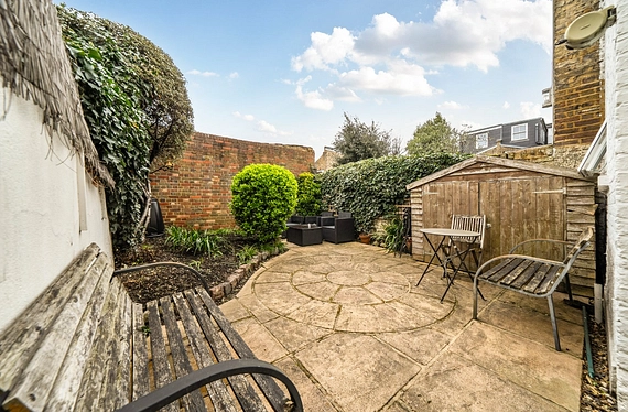 Priory Road, Chiswick, London, W4 - Kinleigh Folkard & Hayward