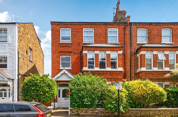 Ennismore Avenue, Chiswick, London, W4 - Kinleigh Folkard & Hayward