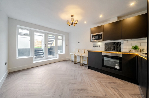 Upper Richmond Road West, London, SW14 - Kinleigh Folkard & Hayward