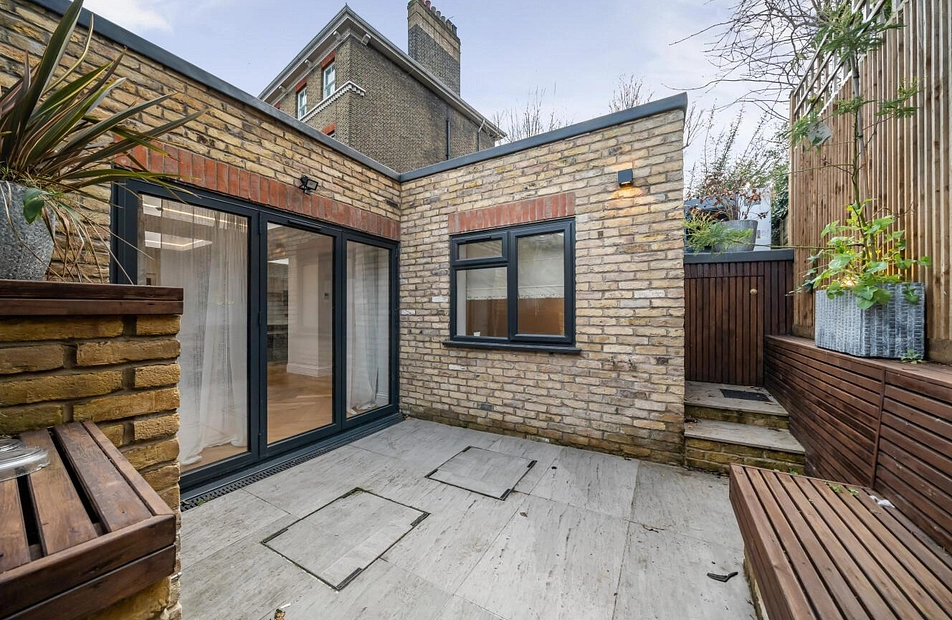 Elms Road, Clapham, London, SW4 - Kinleigh Folkard & Hayward