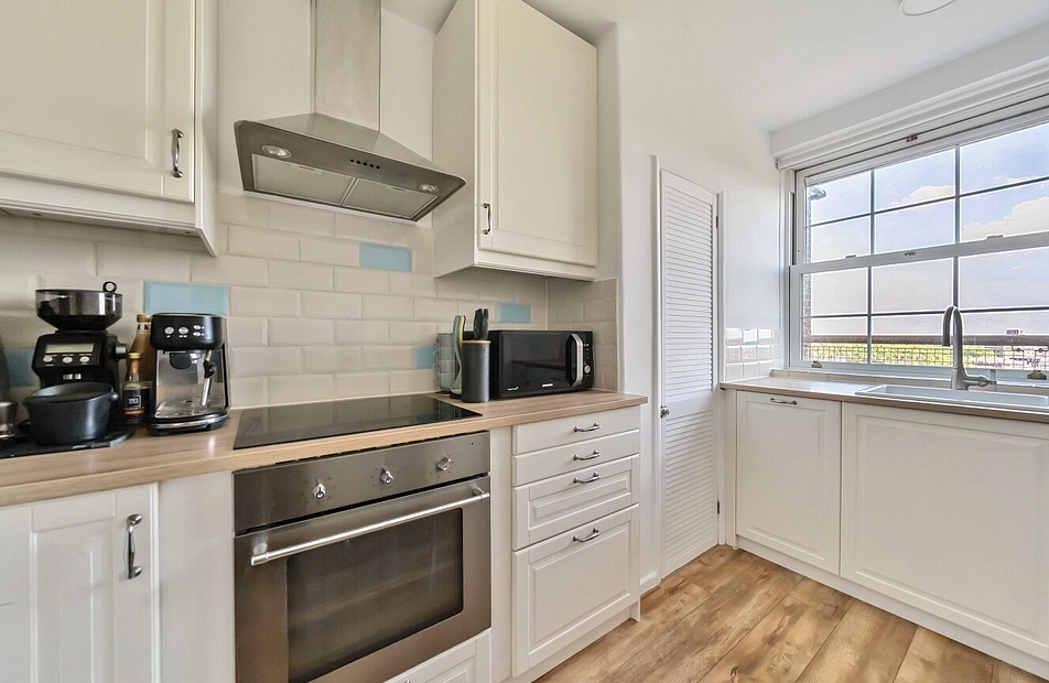 Worsopp Drive, London, SW4 - Kinleigh Folkard & Hayward