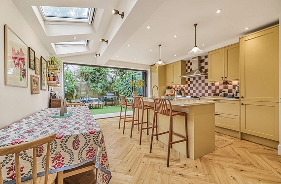 Thornbury Road, London, SW2 - Kinleigh Folkard & Hayward