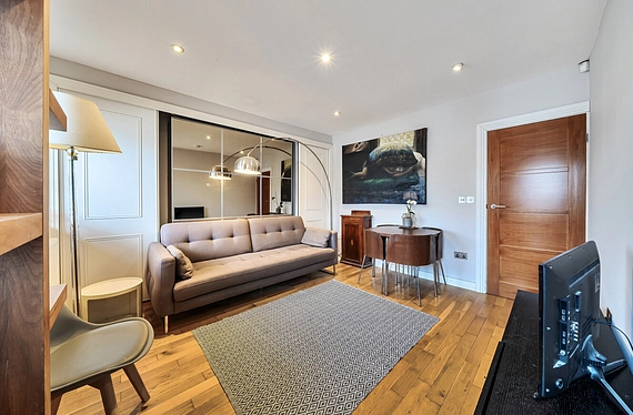 Stockwell Road, Stockwell, London, SW9 - Kinleigh Folkard & Hayward