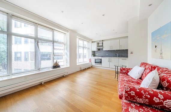 Clerkenwell Green, Clerkenwell, London, EC1R - Kinleigh Folkard & Hayward