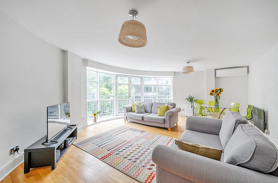 Goswell Road, Clerkenwell, London, EC1V - Kinleigh Folkard & Hayward