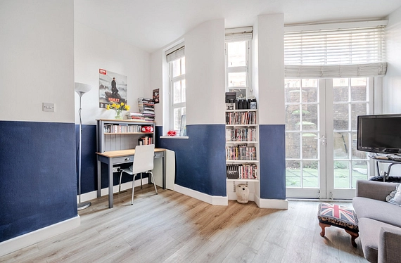 Cavendish Mansions, Clerkenwell Road, Camden, London, EC1R - Kinleigh Folkard & Hayward