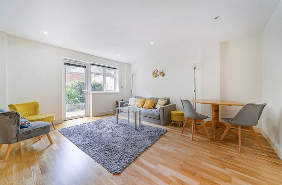 Goswell Road, London, EC1V - Kinleigh Folkard & Hayward