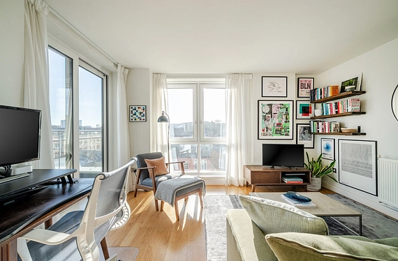 Goswell Road, Clerkenwell, London, EC1V - Kinleigh Folkard & Hayward