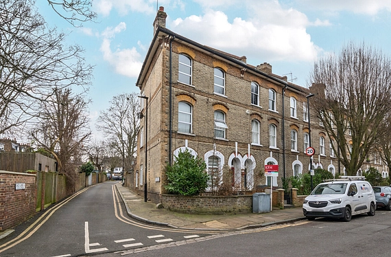 New Road, Crouch End, London, N8 - Kinleigh Folkard & Hayward