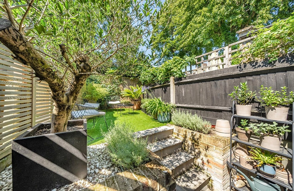 Ella Road, Crouch End, London, N8 - Kinleigh Folkard & Hayward