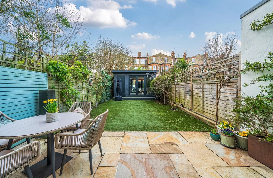 Nelson Road, Crouch End, London, N8 - Kinleigh Folkard & Hayward