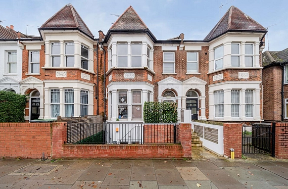 Ferme Park Road, Crouch End, London, N8 - Kinleigh Folkard & Hayward