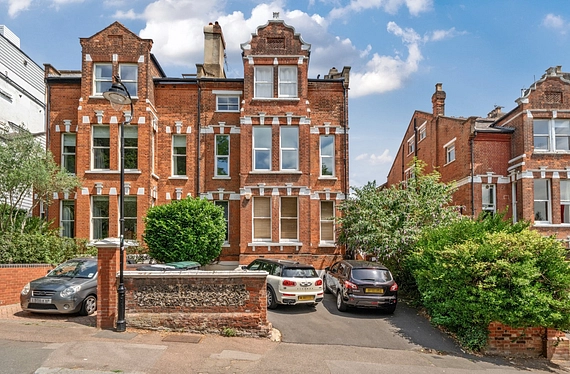 Coolhurst Road, London, N8 - Kinleigh Folkard & Hayward