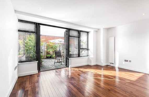 The Broadway, Crouch End, London, N8 - Kinleigh Folkard & Hayward