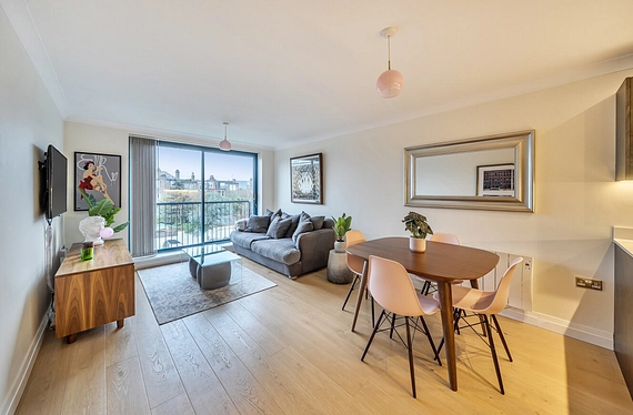 Tottenham Lane, Crouch End, London, N8 - Kinleigh Folkard & Hayward