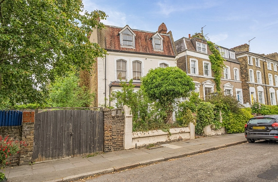 Shaftesbury Road, London, N19 - Kinleigh Folkard & Hayward