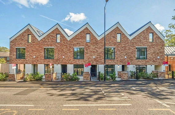 Hermitage Mews, London, SE19 - Kinleigh Folkard & Hayward